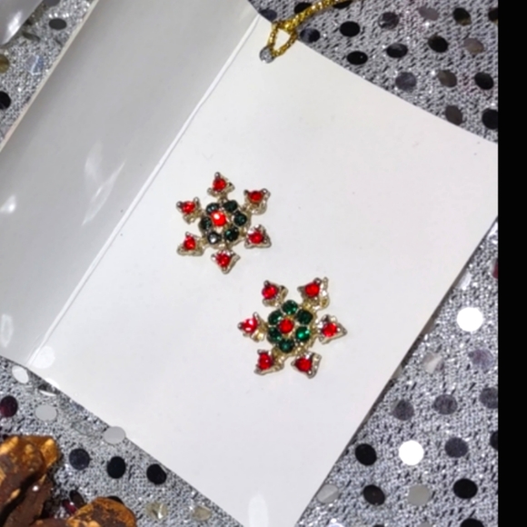 Sparkling Holiday Earrings Choice - Picture 11 of 12